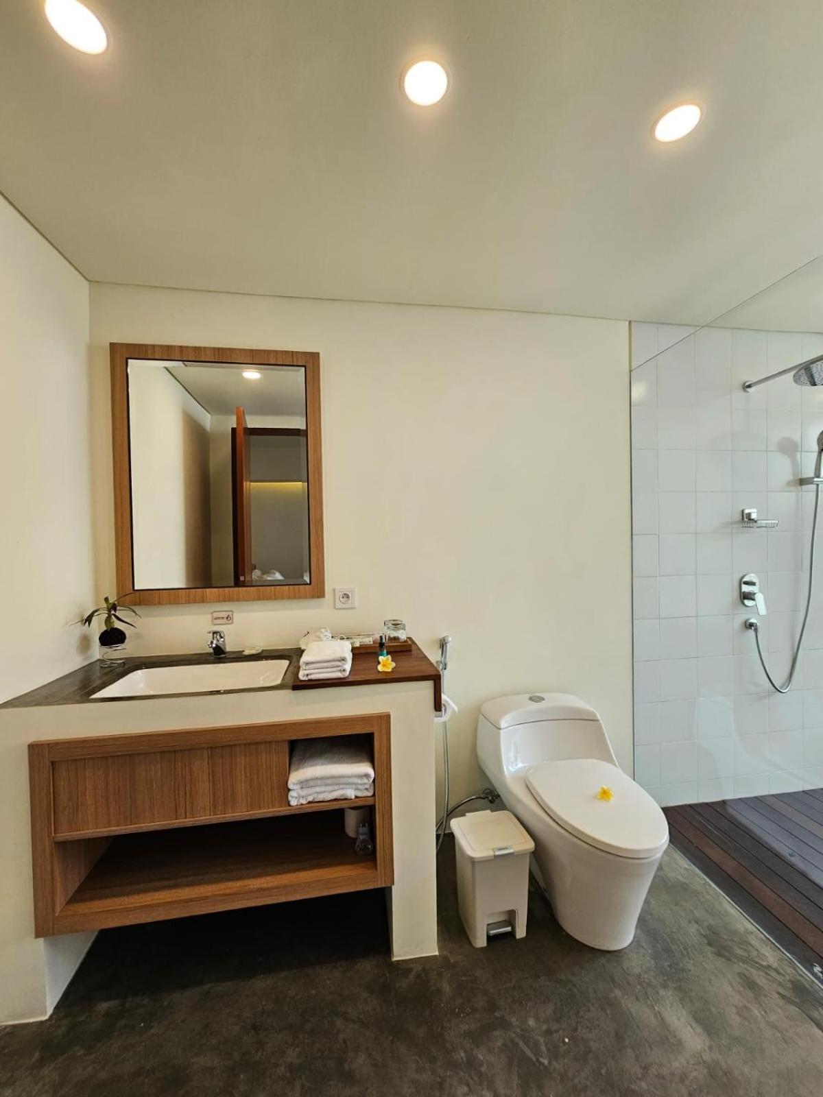 Ayom Suite Mataram Esterno foto